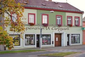 Altvatergebirge:  Die Penzion U Grygarů begrüßt Sie in nur 30 m Entfernung...