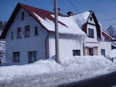 Apartment Privát Saxán in Smržovka