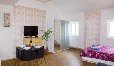 Apartment Your Home Estia in Prag