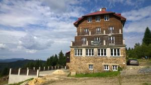 Mittelböhmen:  Die Unterkunft liegt 10,8 km vom Skigebiet Bílá entfernt ...