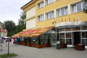 Arkada Hotel in Bučovice (ehem. Butschowitz)