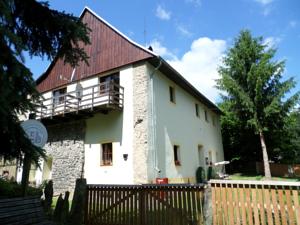 Bed and Breakfast Tvrz in Velká Bukovina (ehem. Groß Bocken)