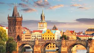 Charles Bridge Apartment in Prag