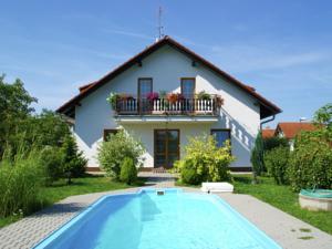 Ferienhaus in Lázně Bělohrad (ehem. Bad Bielohrad)