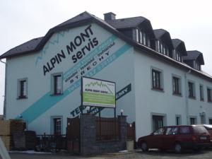 Hotel Alpin Mont Servis in Dubí (ehem. Eichwald)
