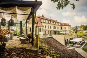 Hotel Augustiniánský Dům in Luhačovice (ehem. Bad Luhatschowitz)