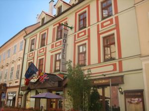 Westböhmische Kurorte:  In der Altstadt Chebs erwartet Sie das Hotel Barbarossa, da...