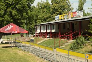 Hotel Beach Pub Sokolák in Brünn