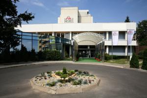 Altvatergebirge:  Das Hotel FIT liegt am Stadtrand von Přerov im Zentrum von...