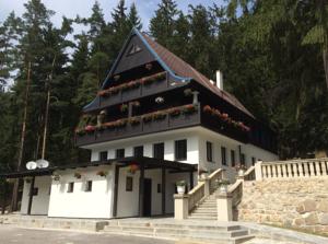 Hotel Hunting Lodge Vitkov in Sokolov (ehem. Falkenau an der Eger)