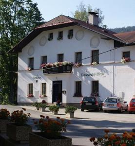 Hotel Klášterský Mlýn in Kašperské Hory (ehem. Bergreichenstein)