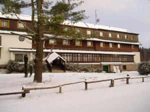 Hotel Maxov in Josefův Důl (ehem. Josefsthal)