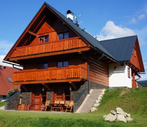 Hotel Roubenka in Deštné v Orlických horách (ehem. Deschney)