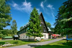 Isergebirge:  Das Hotel Starý Mlýn erwartet Sie inmitten der Naturlands...