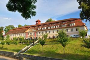 Hotel Tynec in Týnec nad Sázavou (ehem. Teinitz an der Sasau)