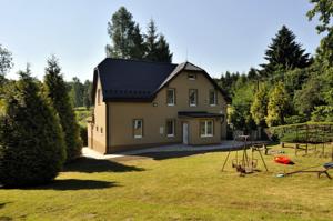 Hotel Vila Vlčí Hora in Krásná Lípa (ehem. Schönlinde)