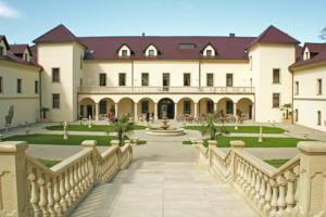 Hotel Zámek Kamenný Dvůr in Kynšperk nad Ohří (ehem. Königsberg an der Eger)