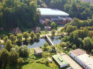 Riesengebirge:  Das Hotel Zimní stadion Náchod begrüßt Sie in Náchod, ...