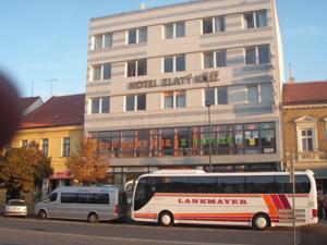 Hotel Zlatý Kříž in Třebíč (ehem. Trebitsch)