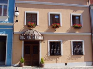 Hotel a Penzion Na Hradbách in Louny (ehem. Laun)