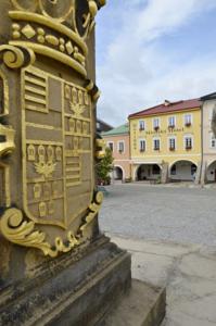 Městský Hotel Dorinka in Hostinné (ehem. Arnau)