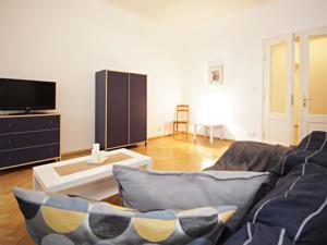 One-Bedroom Apartment Central in Prag