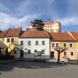 Pension Vinárna Fajka in Mikulov (ehem. Muschelberg)