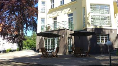 Akropolis Apart Hotel in Karlsbad