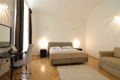 Apartment Hybernska in Prag