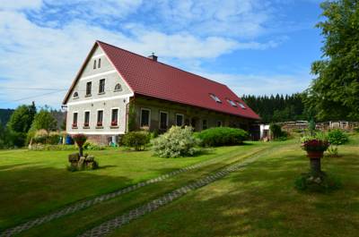 Apartment U Tátovy Lípy in Jívka