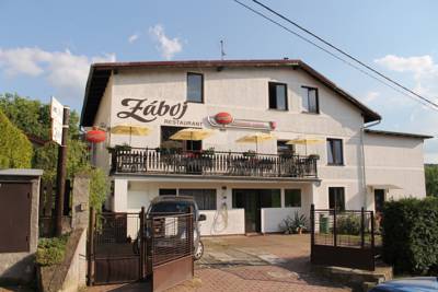 Apartment Záboj Restaurant in Karlsbad