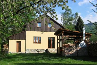 Baude Tyllichova Chata in Hejnice