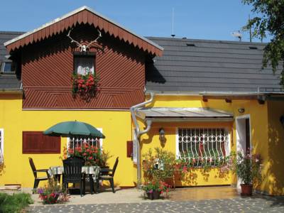 Ferienhaus in Kostomlaty Pod Milesovkou