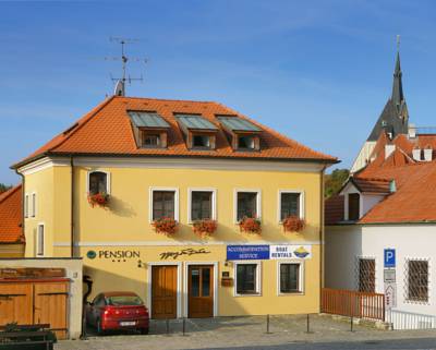 Hotel Garni Myší Díra in Krummau