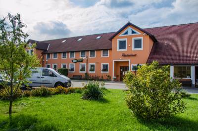 Hotel U Jezera in Velký Osek