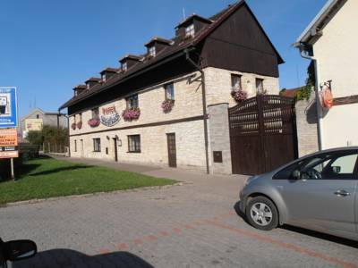 Hotel Villa George in Řevničov