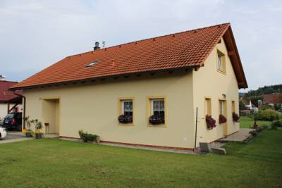 Orange Loft Apartment in Kájov