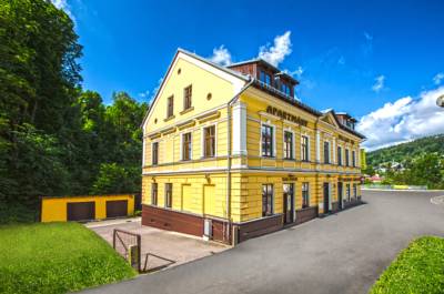 Yellow Ski Apartments in Rokytnice