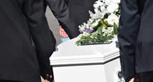 Bestattung in Tschechien: geht das? Beerdigung, Einäscherung und Bestatten in Tschechien