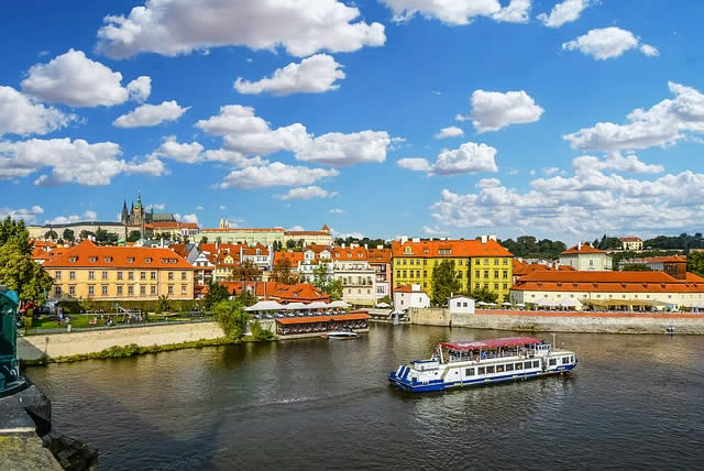 Schiffsrundfahrt Prag